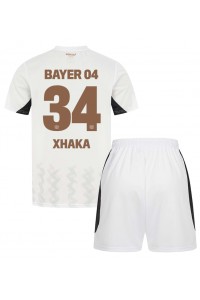 Bayer Leverkusen Granit Xhaka #34 Jalkapallovaatteet Lasten Vieraspeliasu 2024-25 Lyhythihainen (+ Lyhyet housut)